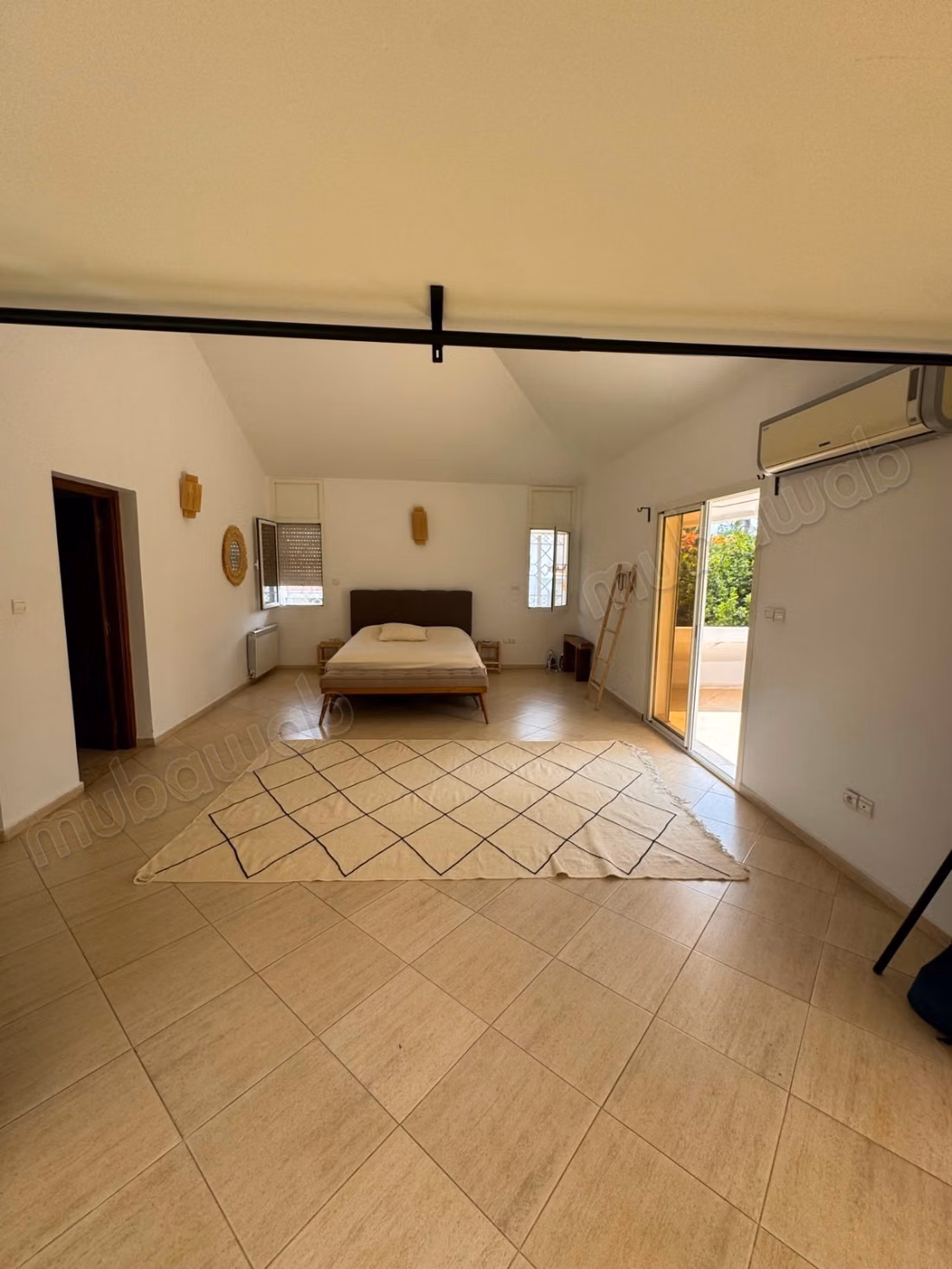 Villa di 2000m² in affitto a Souissi RABAT