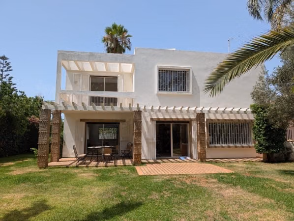 Villa de excepción EN ALQUILER bien situada en SOUISSI