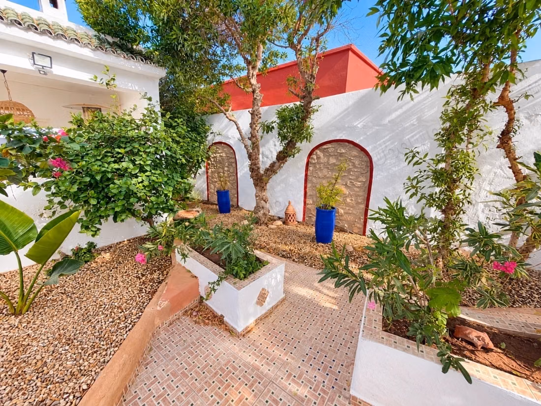 Villa with pool in urban area