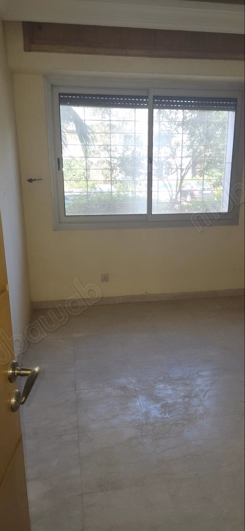 Apartamento en venta en las princesas. Superficie total de 170 m². Terraza y jardín