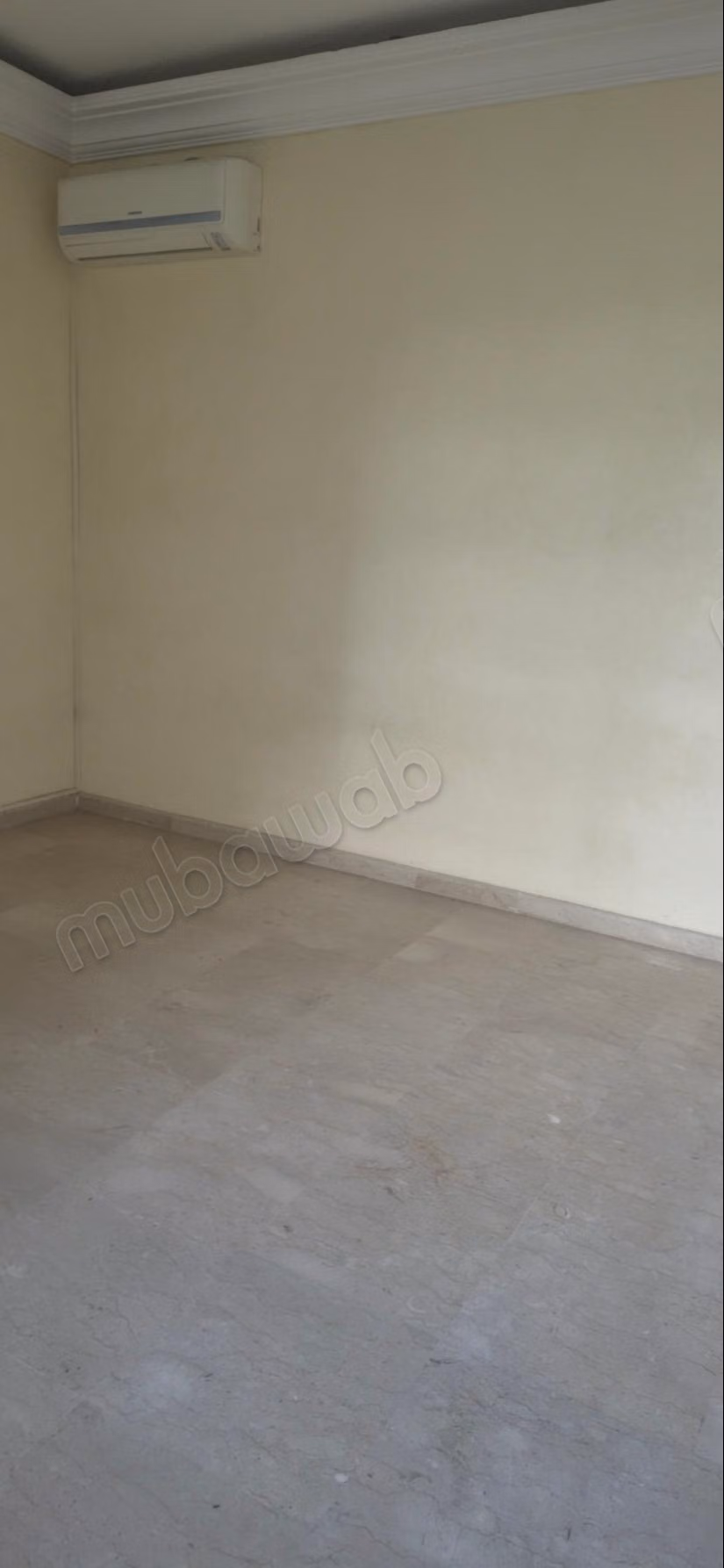 Apartamento en venta en las princesas. Superficie total de 170 m². Terraza y jardín
