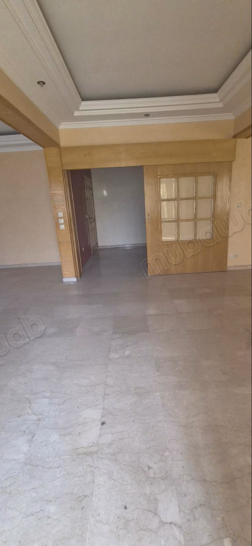 Apartamento en venta en las princesas. Superficie total de 170 m². Terraza y jardín