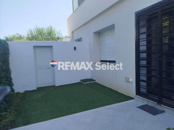 S1 Arredato con Terrazza – Marsa Cube