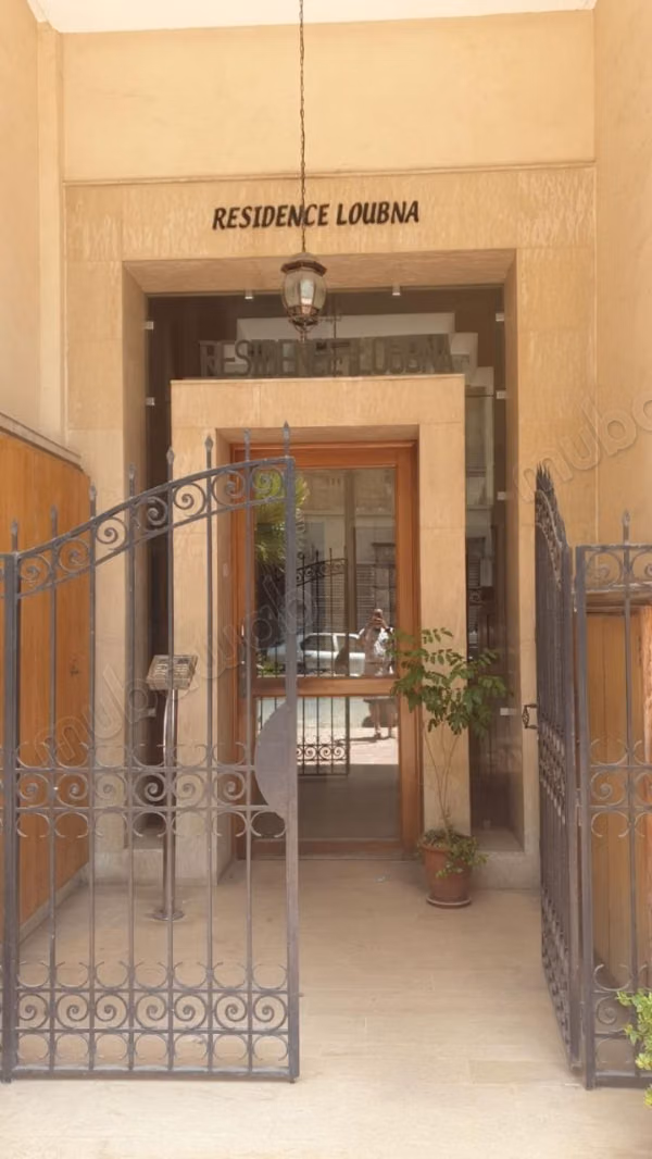 Alquiler de un apartamento en Mers Sultan. 2 hermosas habitaciones. Bien amoblado