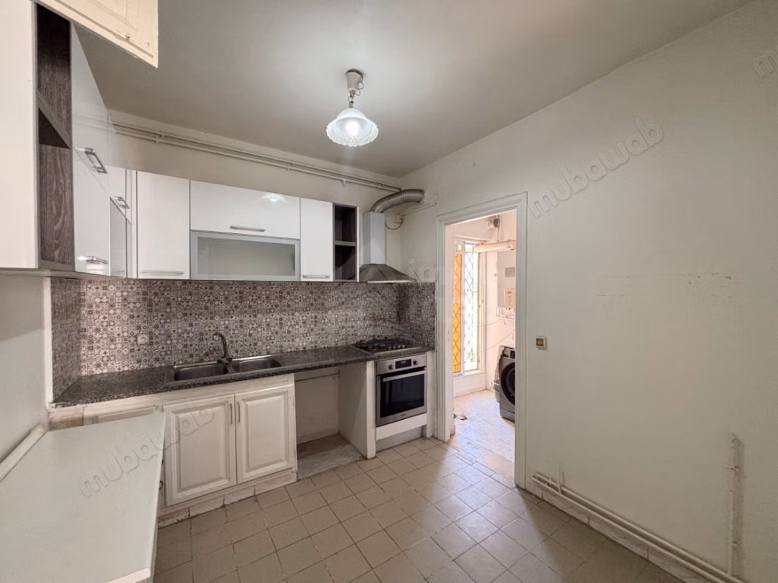 Appartement s3 à cité behi ladghem borj louzir ariana