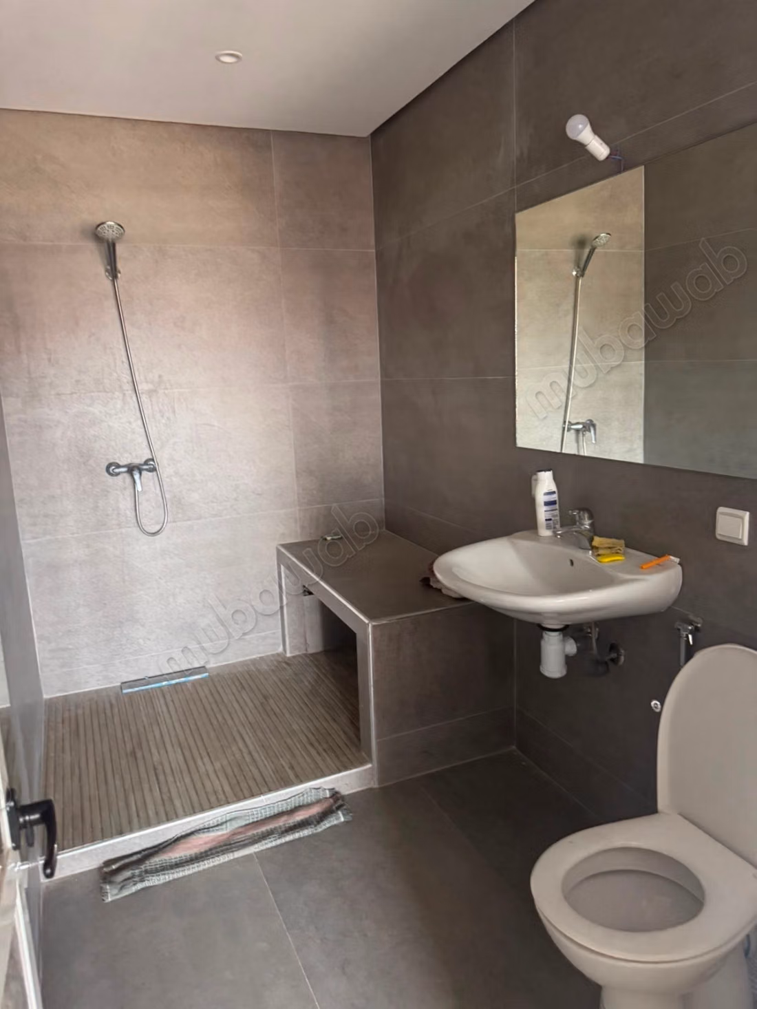 Appartement dernier étage, 120m², terrasse et parking s sol — 6