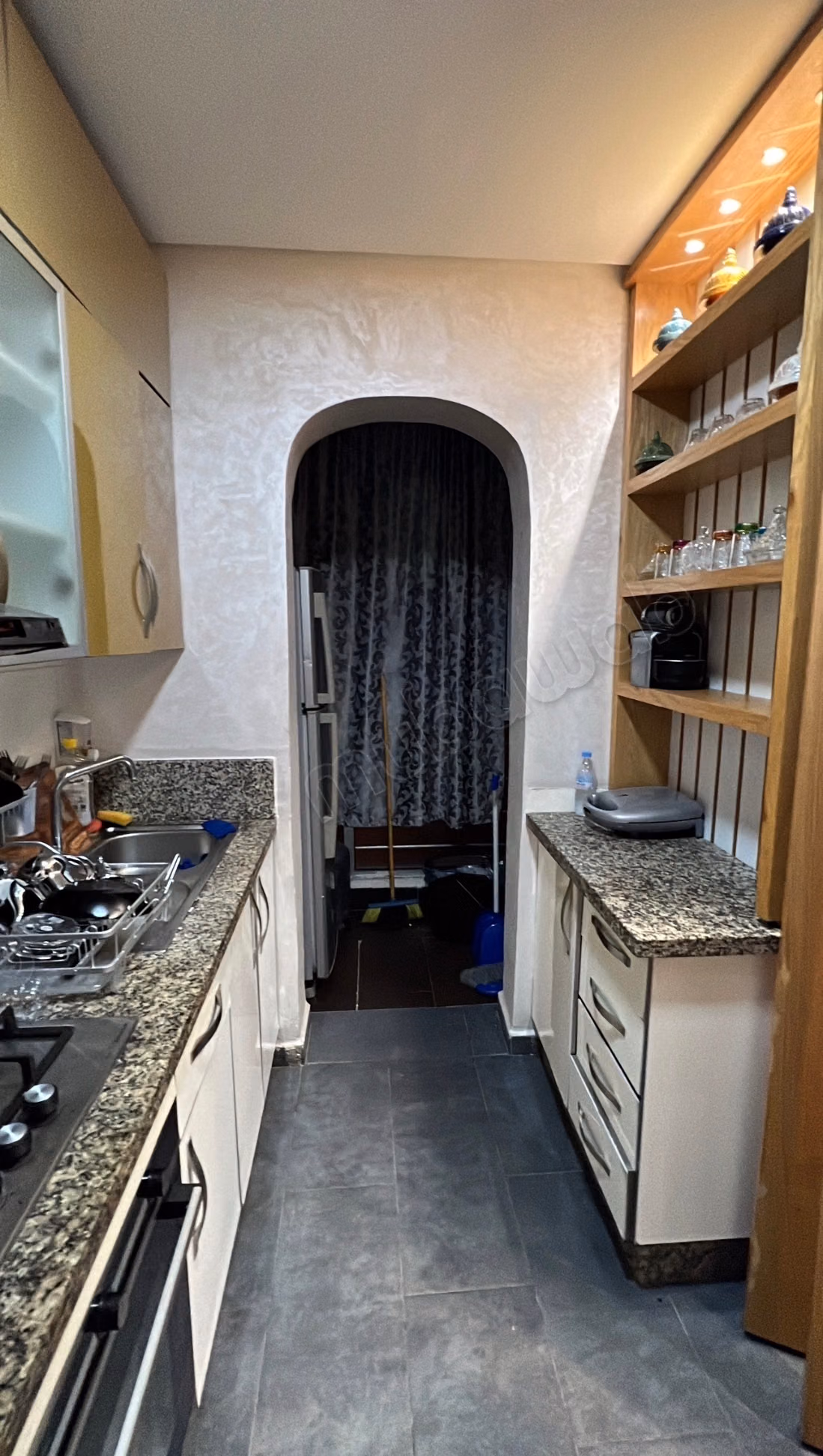 Appartement te huur in Dar Bouazza. 2 comfortabele kamers. Goed ingericht