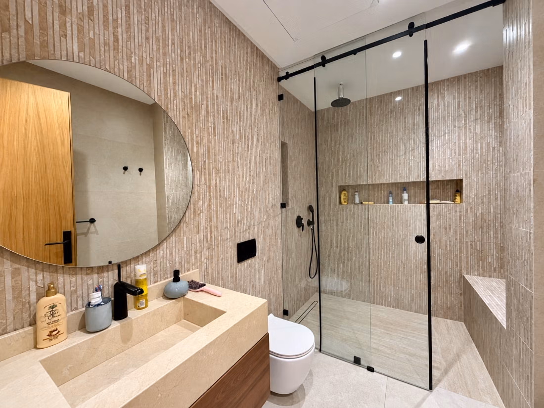 5 Suite Furnished Villa with Elevator VE26289