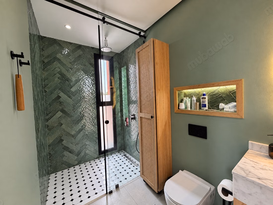 5 Suite Furnished Villa with Elevator VE26289