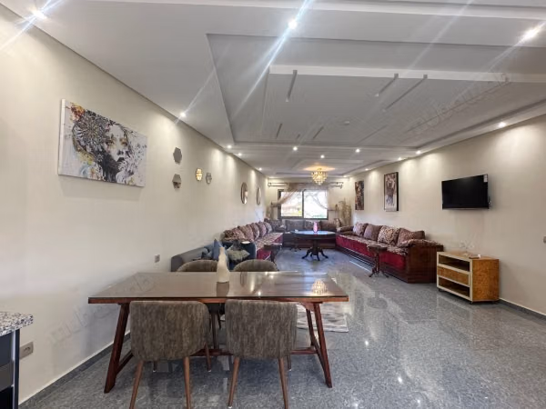À louer: appartement 2 ch à targa