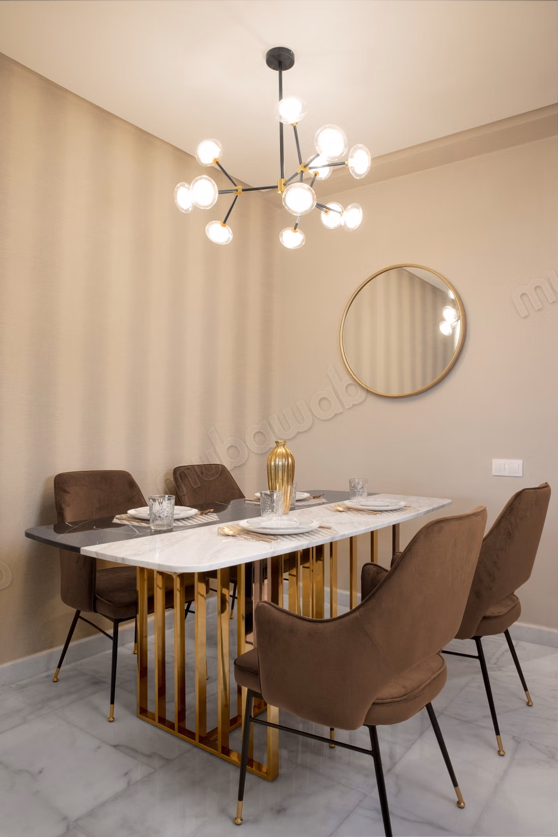 Piso en venta. Superficie de 132 m². Residencia con conserje, piscine grande