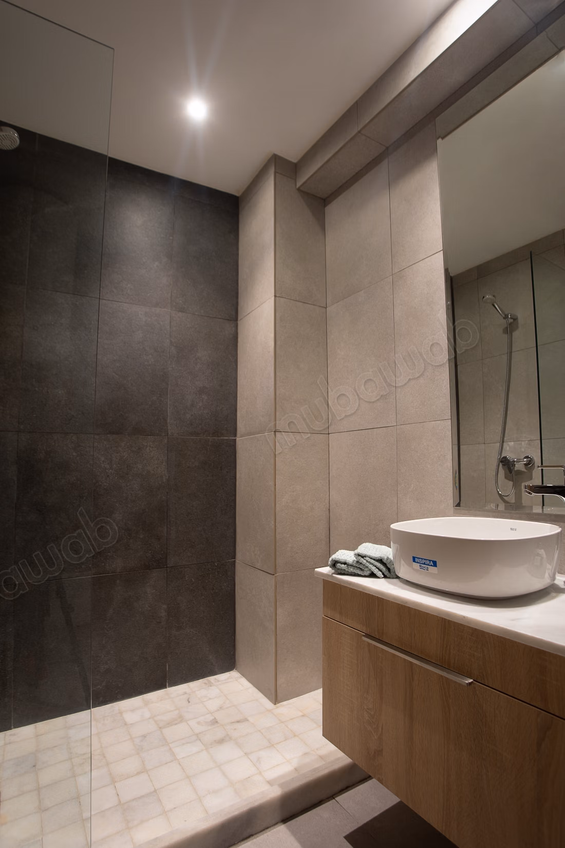 Apartment for sale. 4 rooms. Caretaker service available, Property with swimming pool
