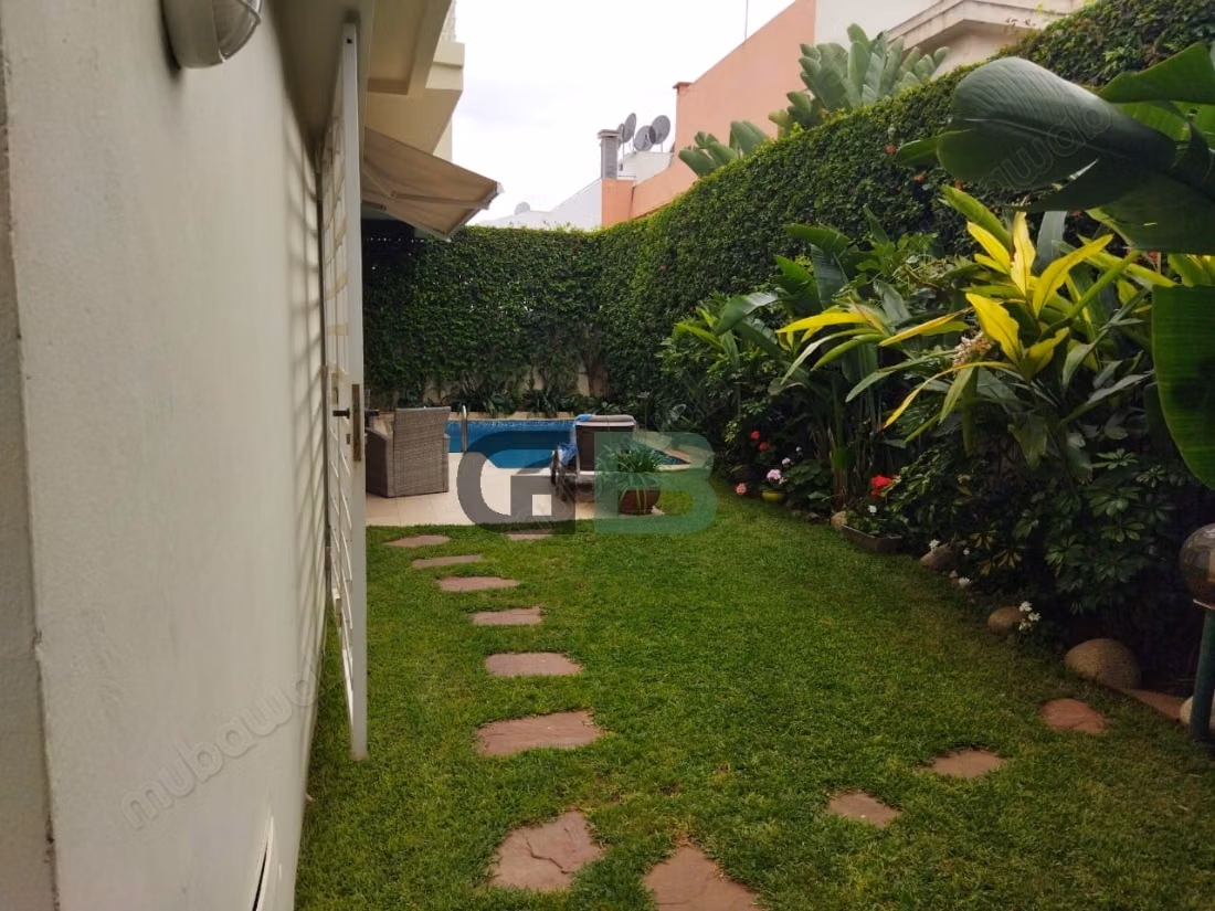 Villa moderne 4 chambres  piscine, Casanearshore