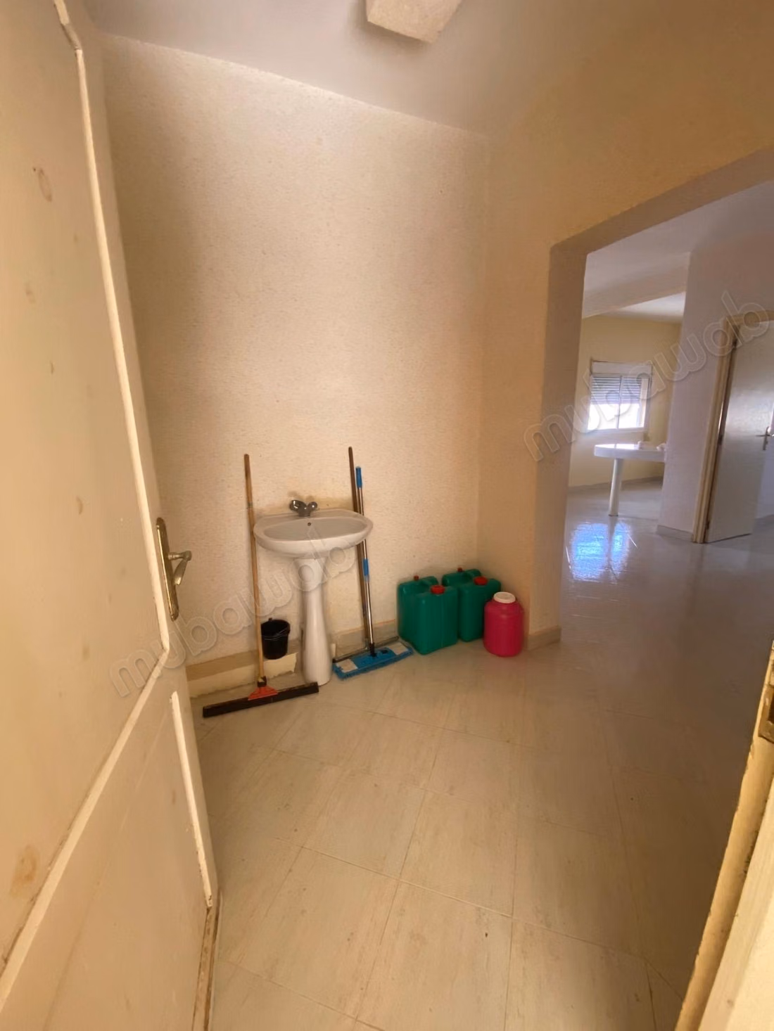 Selling an apartment in Saïdia. 3 comfortable rooms. Furnished