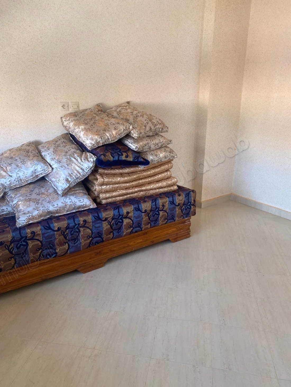 Selling an apartment in Saïdia. 3 comfortable rooms. Furnished
