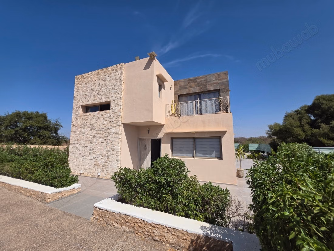 Luxury villa for sale in Idaougard. 5 comfortable rooms. Furnished