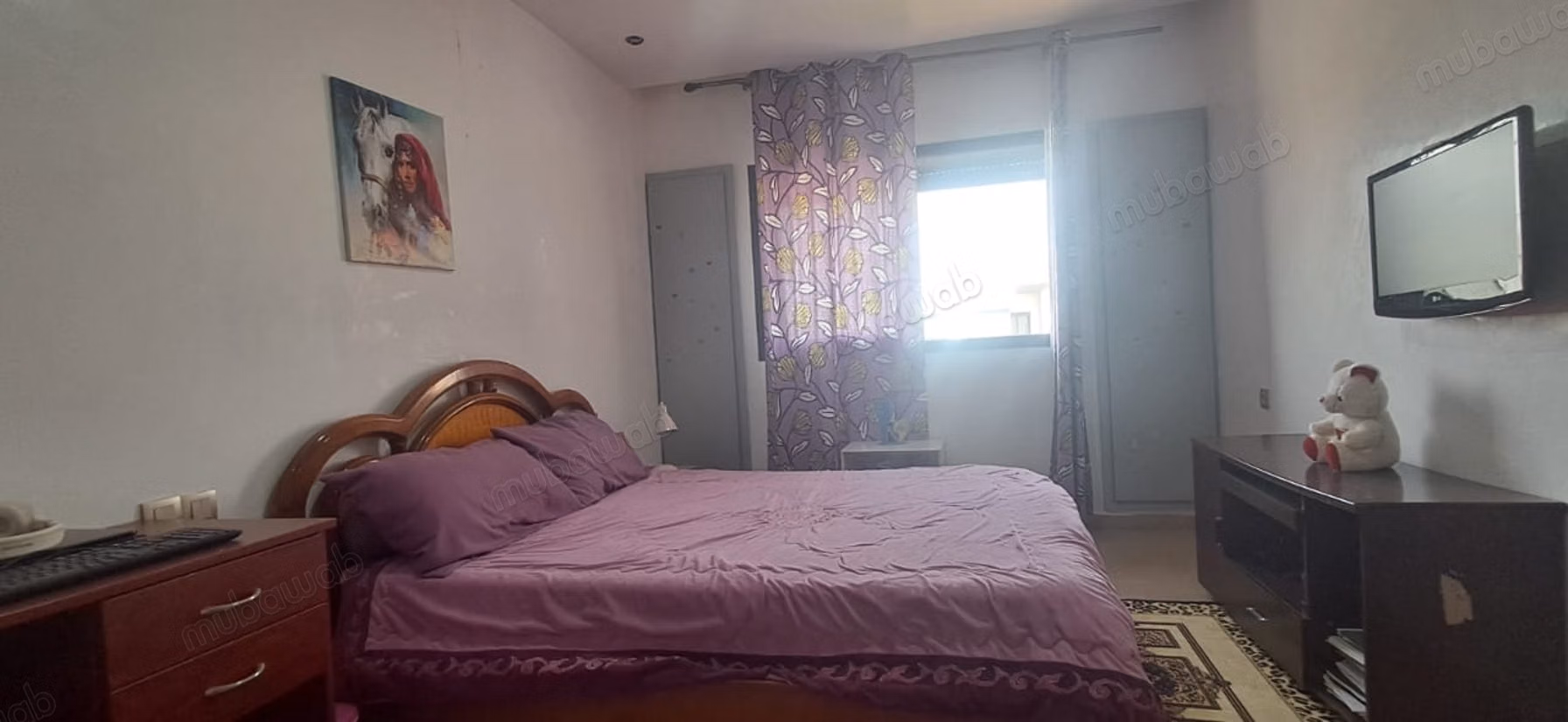 New villa in Victoria with large garden