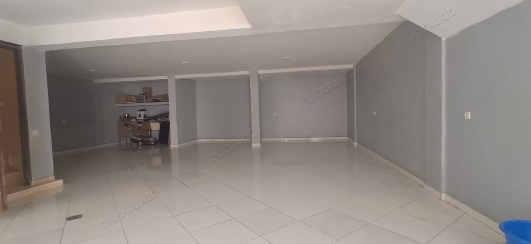 New villa in Victoria with large garden