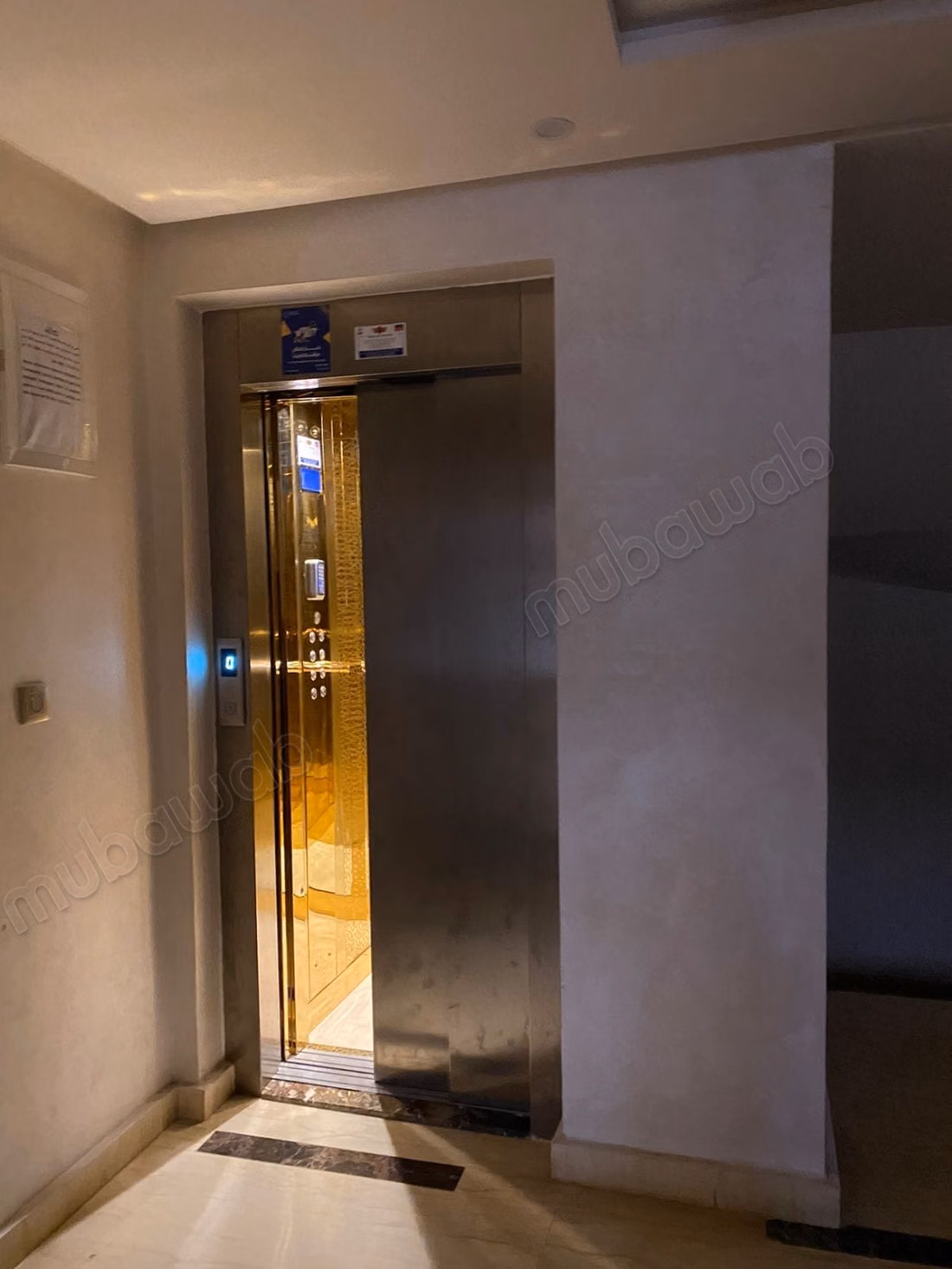 Encuentra un piso en alquiler en Hay el matar. 
1 Habitación. Conserje disponible, aire condicionado general