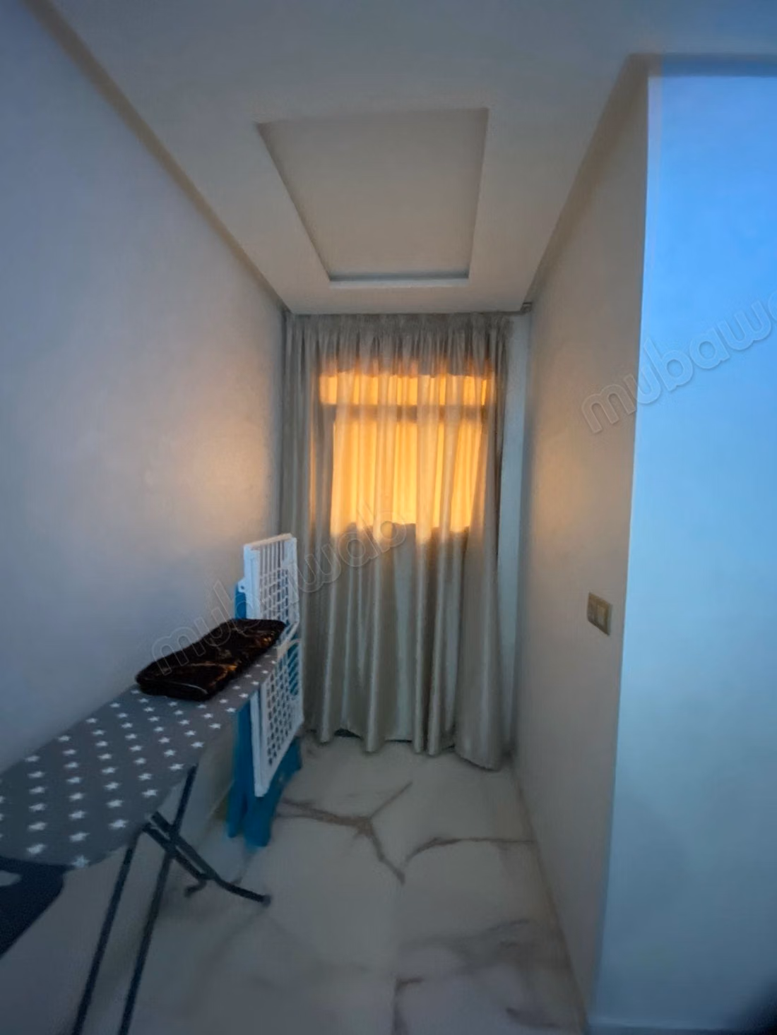 Encuentra un piso en alquiler en Hay el matar. 
1 Habitación. Conserje disponible, aire condicionado general