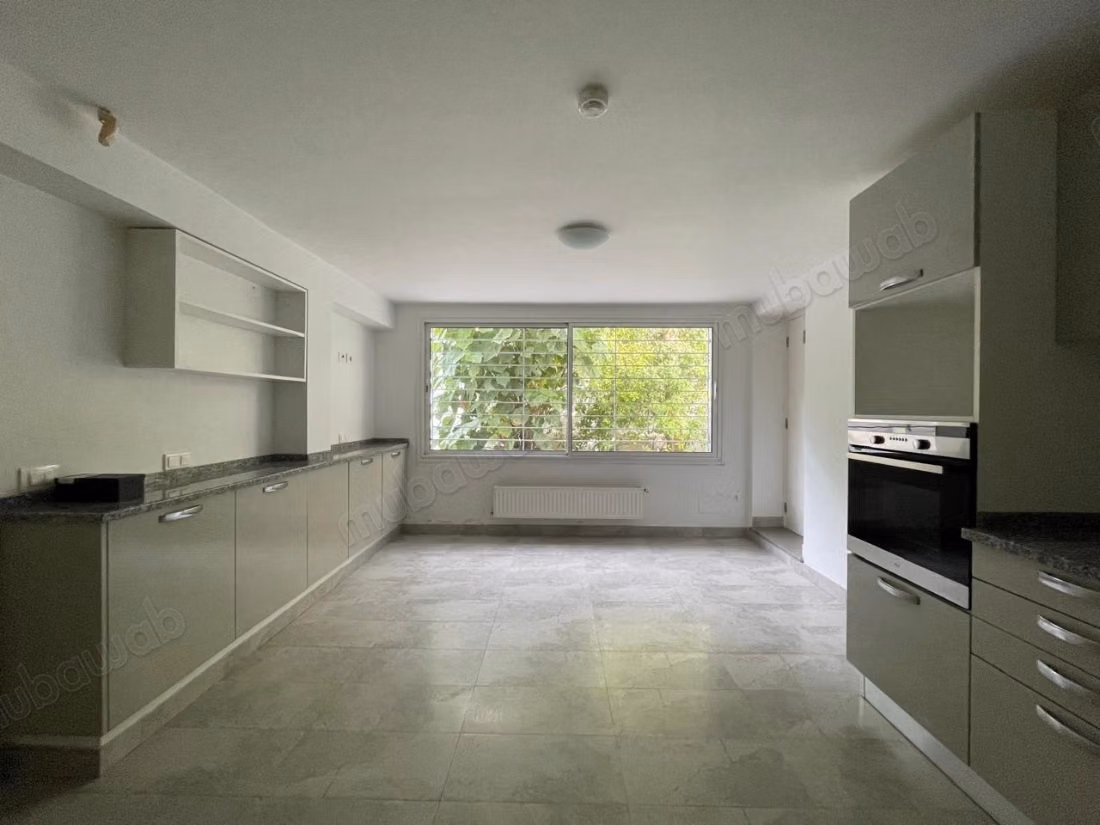 Charming duplex in Carthage