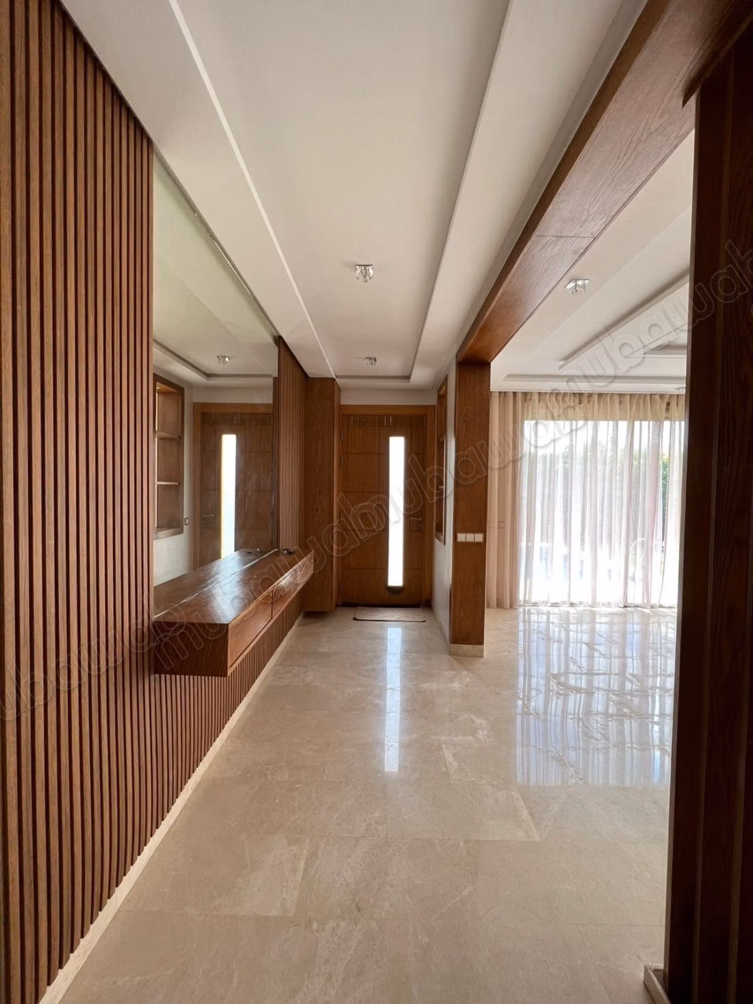 Splendid villa for sale in Dar Bouazza. Total area 261 m². Furnished