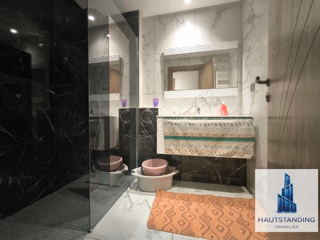 Appartamento S2 lussuoso con vista mozzafiato sulle piscine