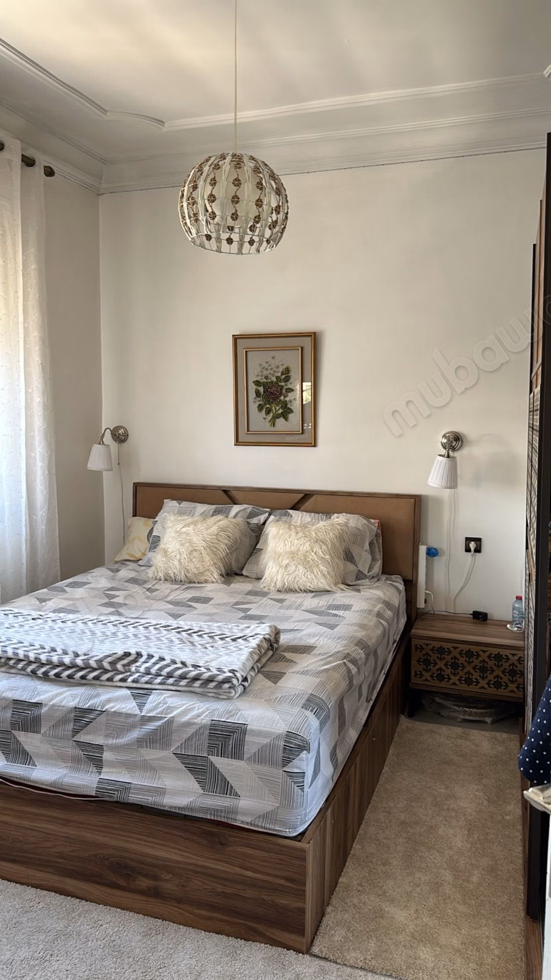Sale of a beautiful apartment in M'Diq. 7 comfortable rooms. Well furnished