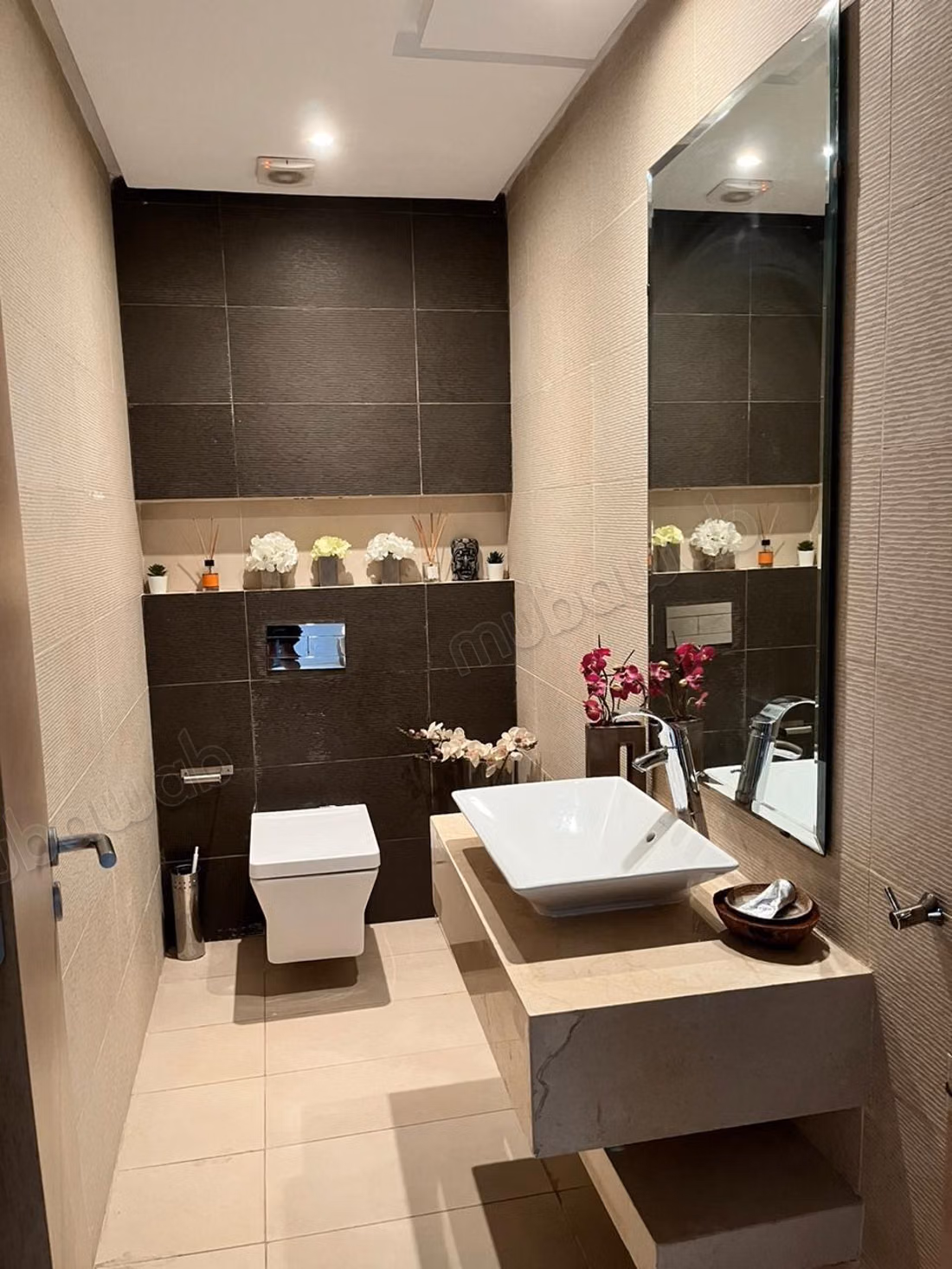 Affitto di un appartamento a Riyad. 4 camere confortevoli. Terrazza e ascensore