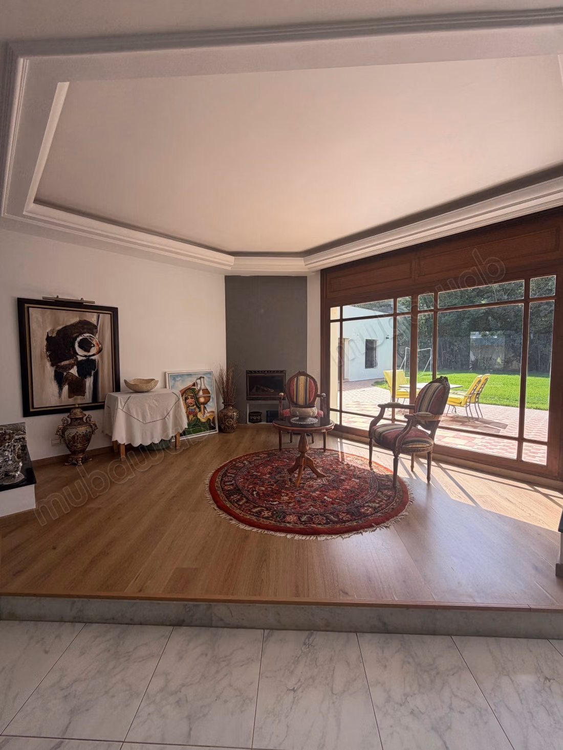 Stupenda casa in vendita a Souissi. 11 stanze. Porta blindata, salotto marocchino tradizionale