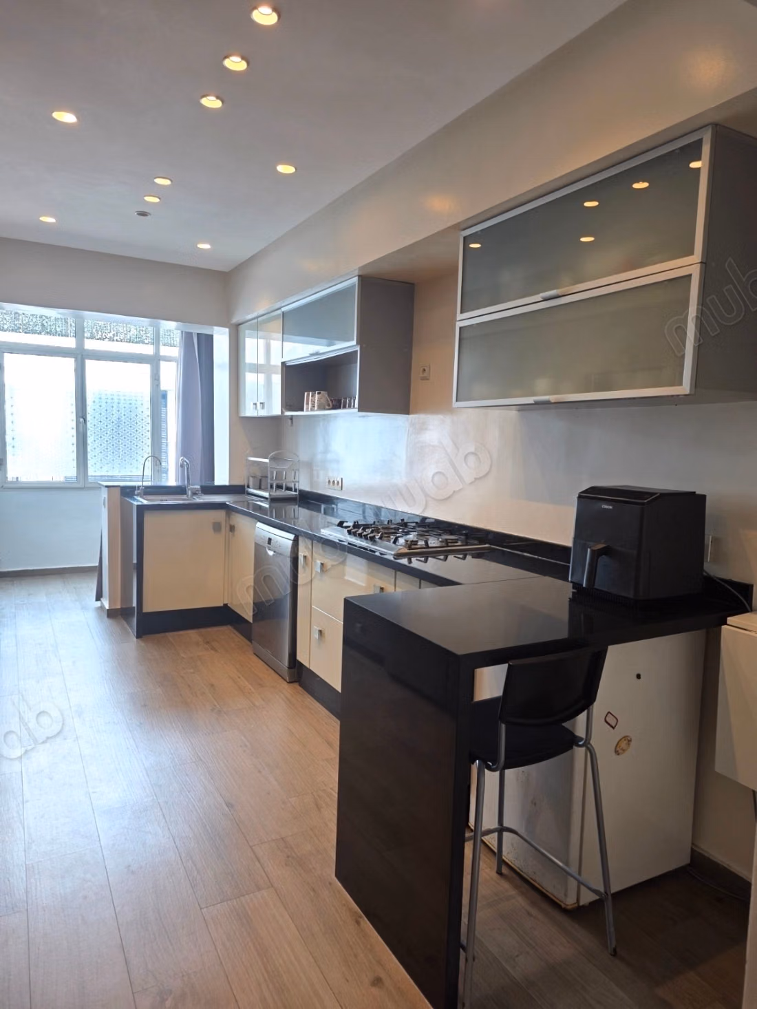 Beautiful spacious apartment Valfleuri
