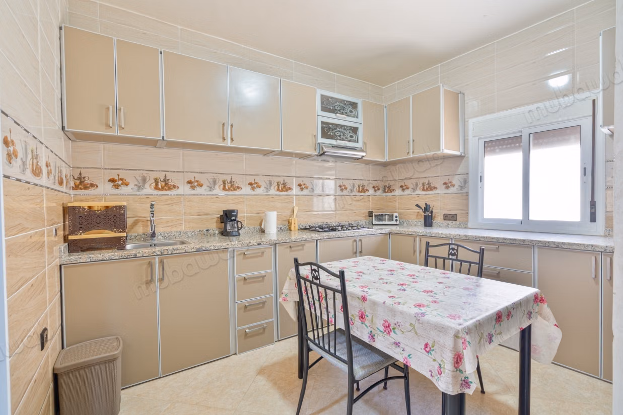 Appartement meublé à Marshan 
proche Merkala