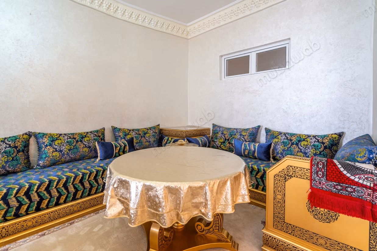 Appartement meublé à Marshan 
proche Merkala