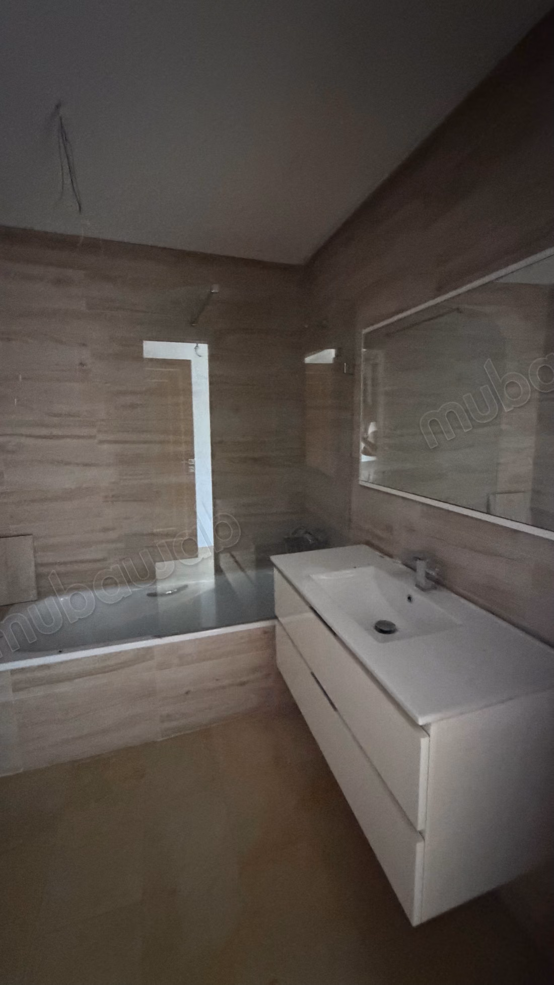 VENTE: Appartement lumineux sans vis a vis à IBERIA
