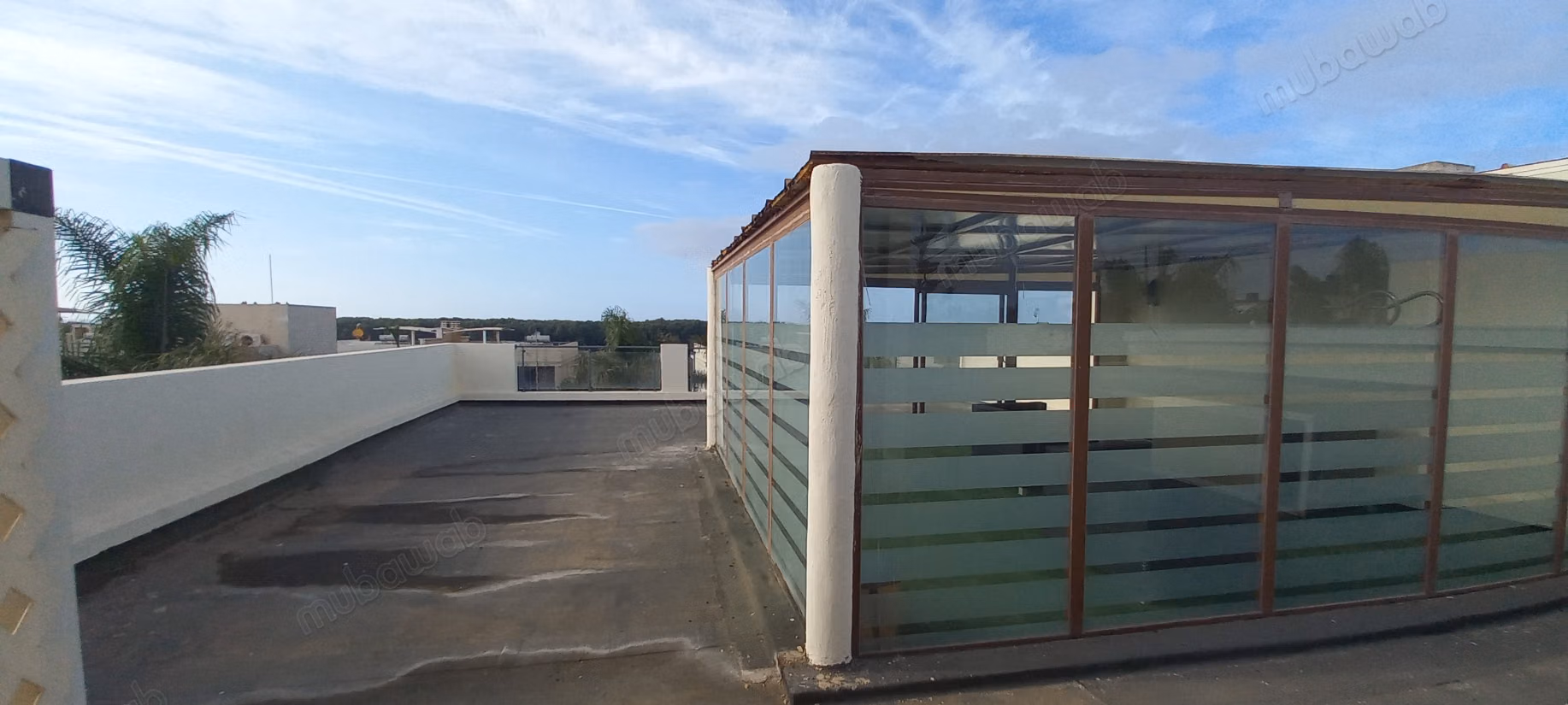 Luxury house for sale in Dar Bouazza. Total area 500 m². Pool, air conditioning