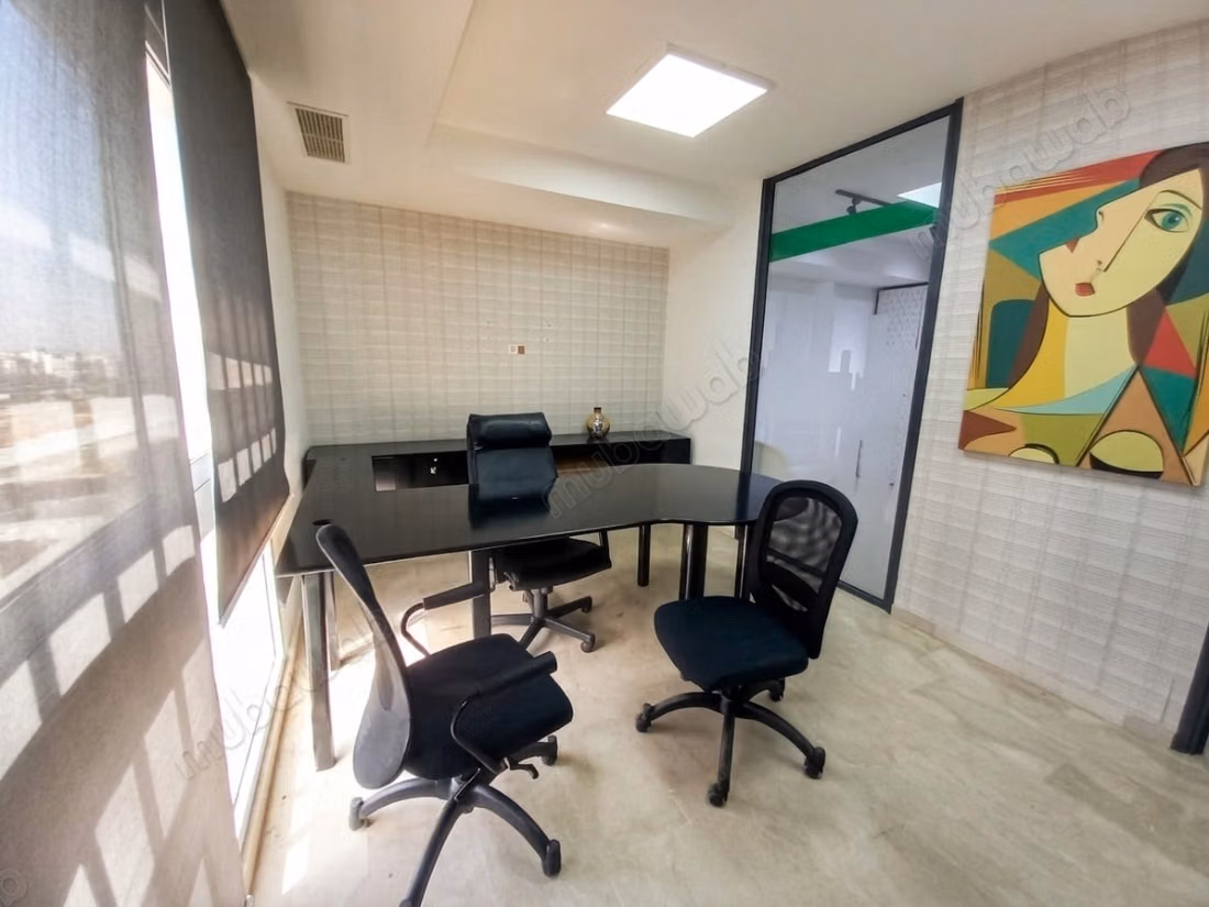 Affitto ufficio attrezzato 66 m² Riviera