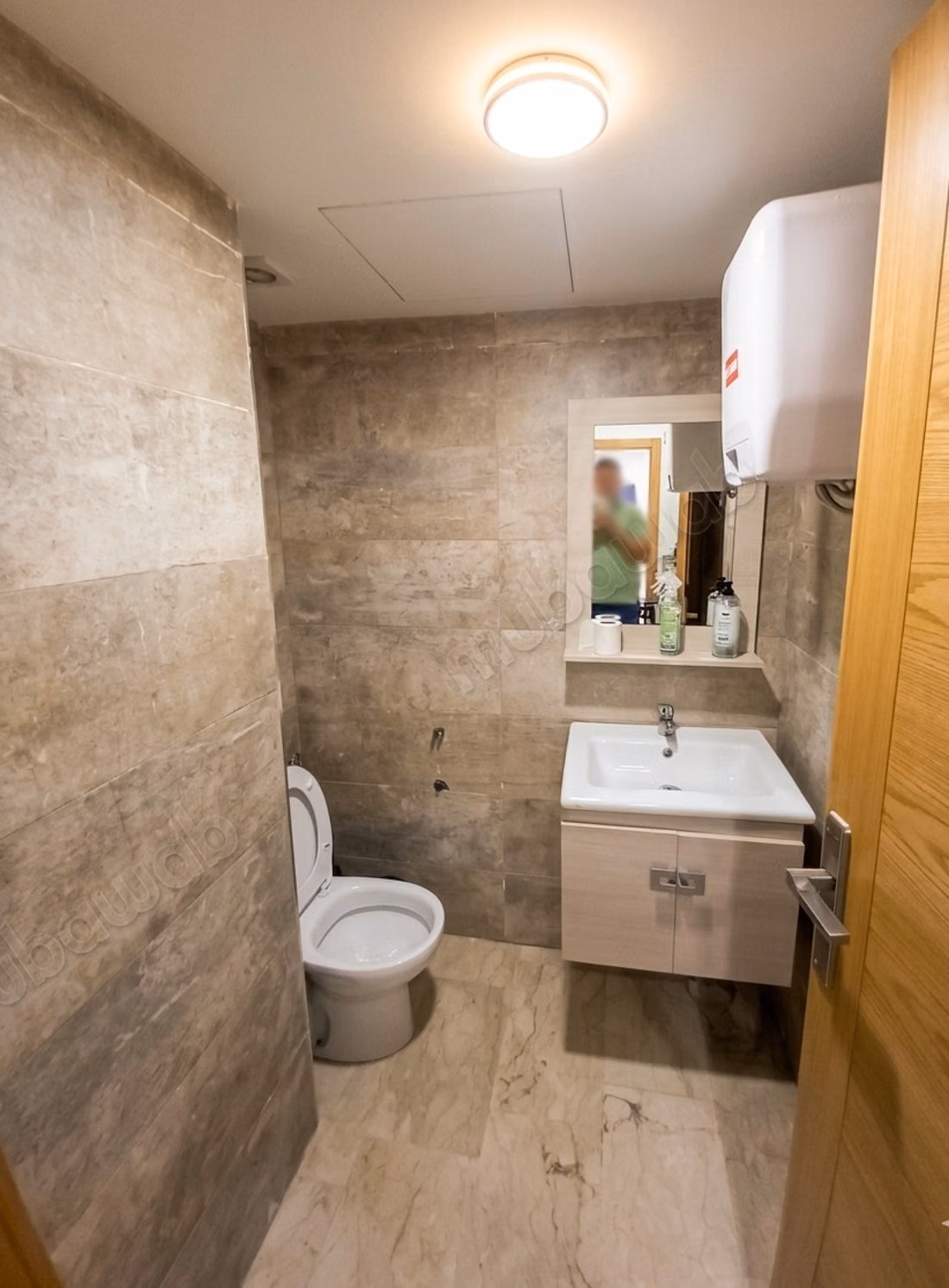 Affitto ufficio attrezzato 66 m² Riviera