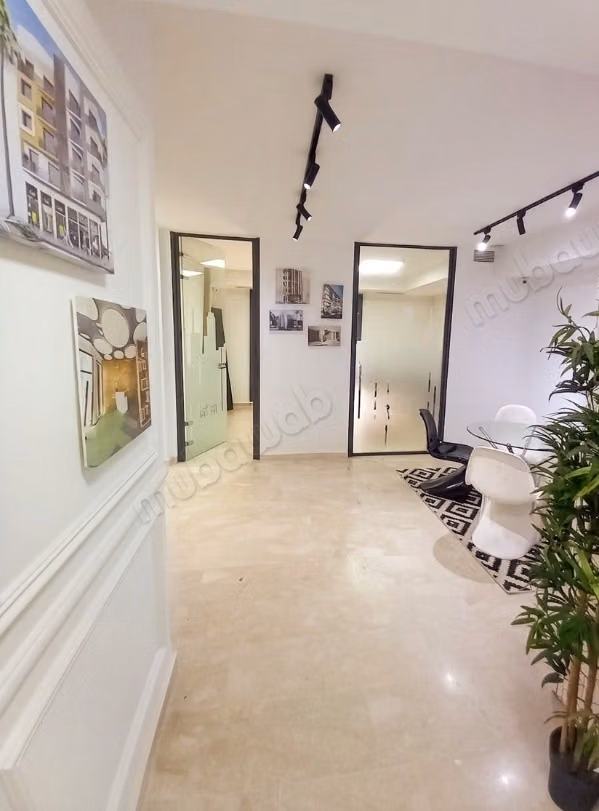Affitto ufficio attrezzato 66 m² Riviera