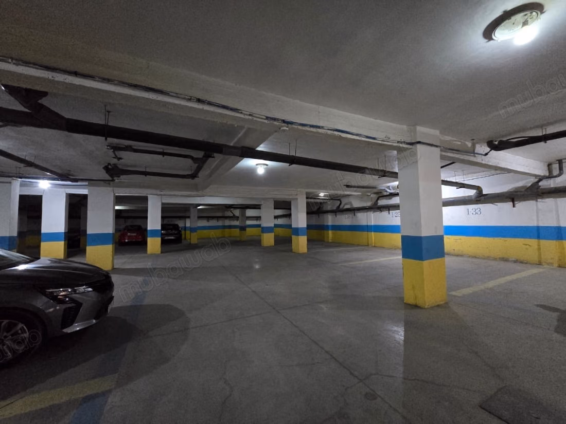 Lumineux appart vide Locat Longue duree