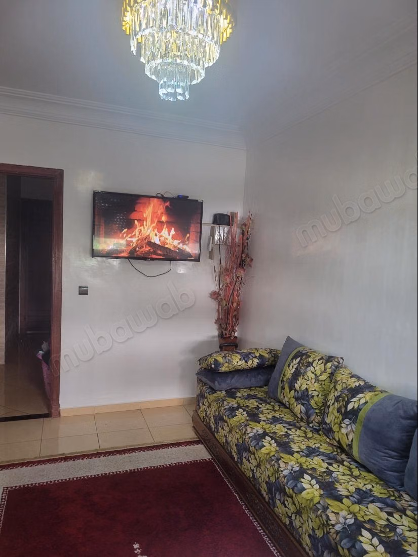 Vente d'un bel appartement à Nassim 
1.4 grandes pièces. Porte blindée, antenne parabolique