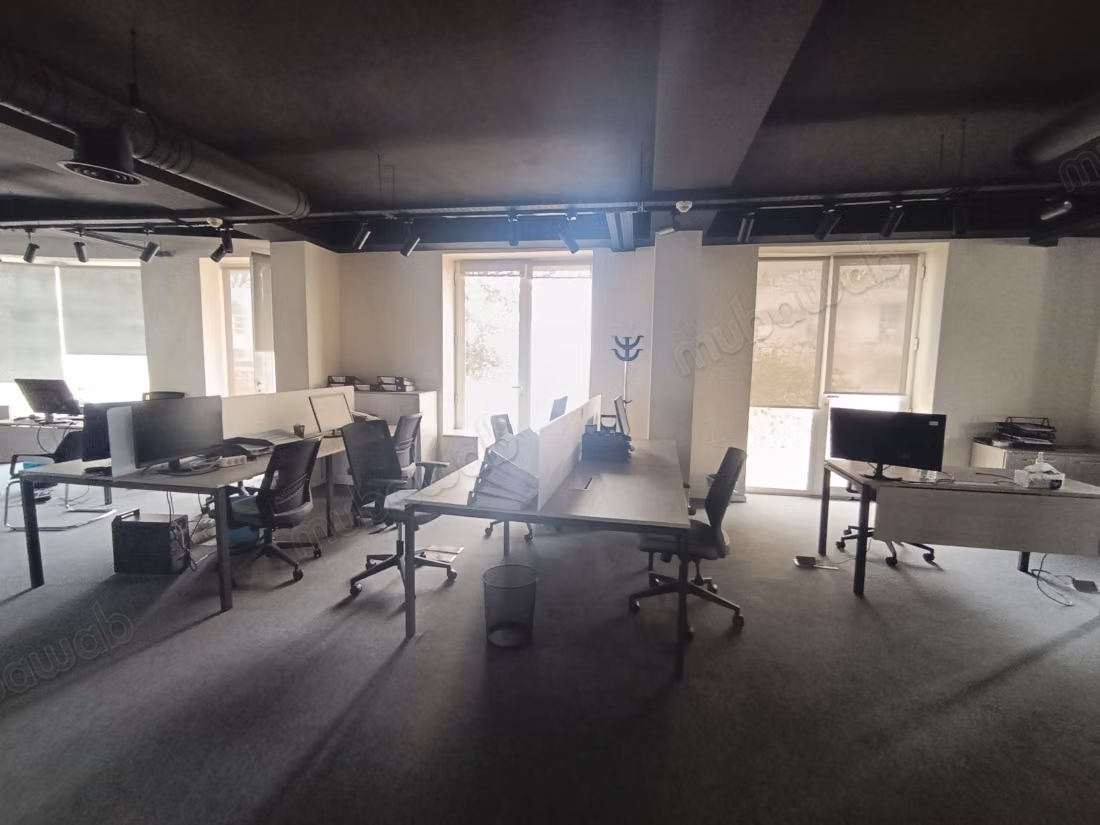Plateau bureau de 473m2 dont 139m2 de terrasse – CFC