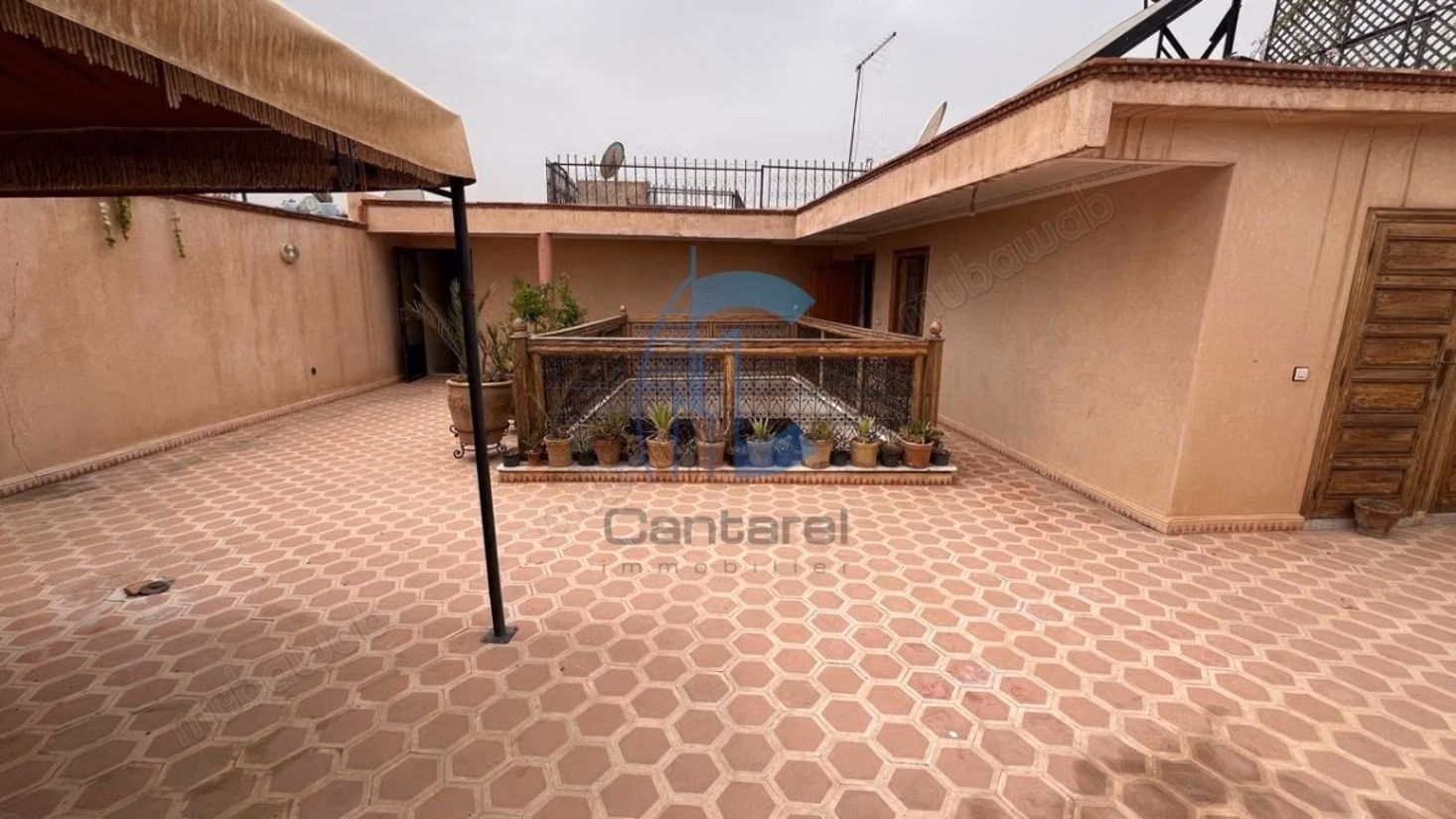 Riad tradicional 5 habitaciones posibilidad 7 titulado a la venta derb dabachi