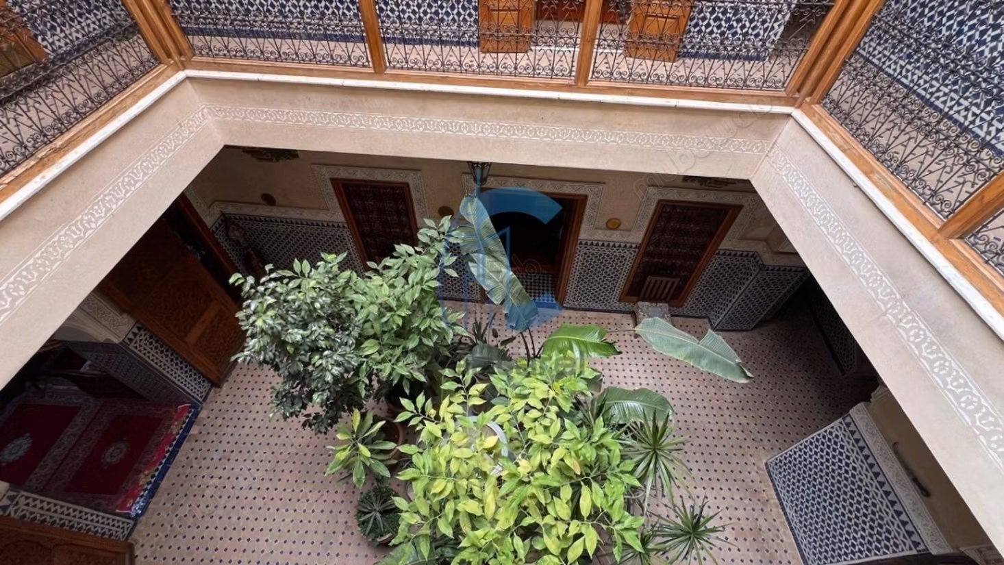 Riad tradicional 5 habitaciones posibilidad 7 titulado a la venta derb dabachi