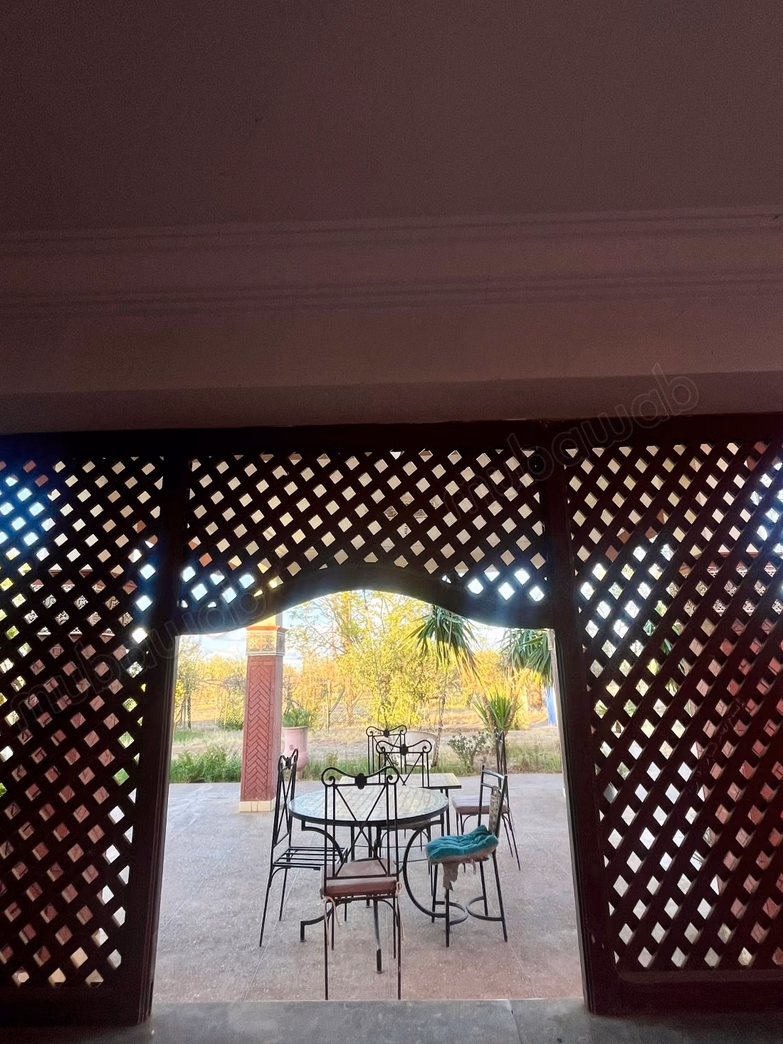 Farm for sale in Route de Ouarzazate.
Large area 7200 m²