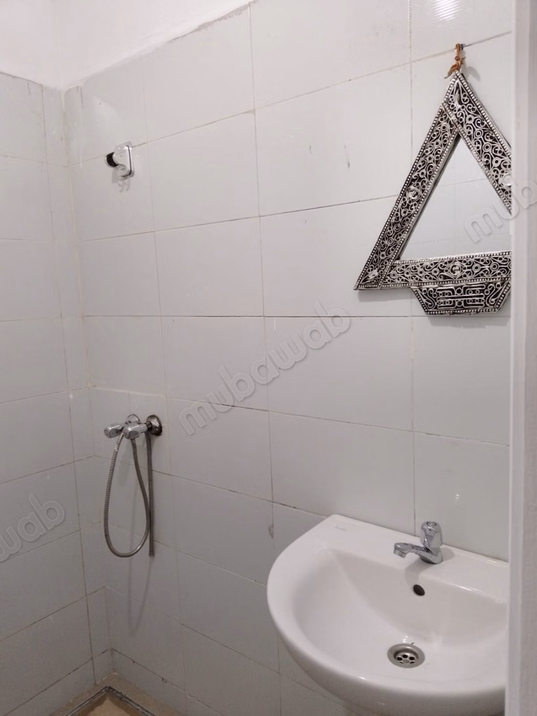 Splendido appartamento in affitto a Hay Salam. 3 grandi stanze. Ammobiliato