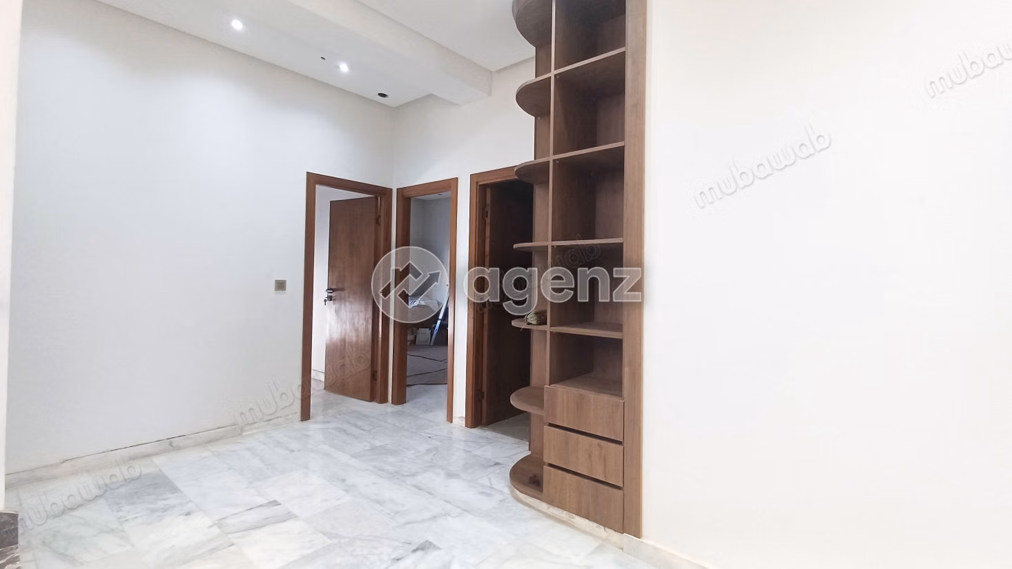 Villa à vendre 500 m², 4 chambres 
Sidi Maarouf 
Casablanca
