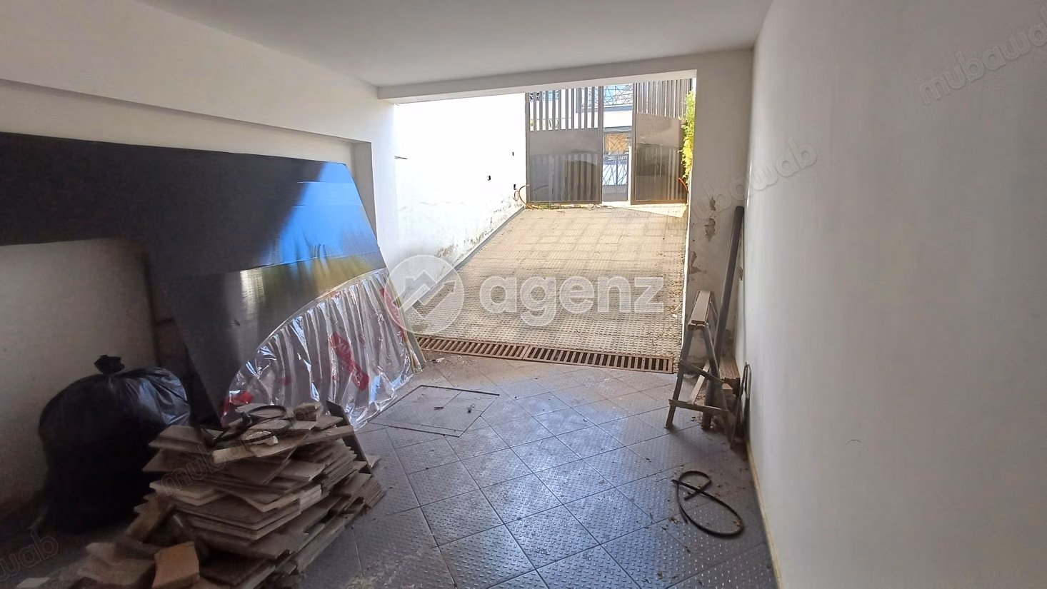 Villa à vendre 500 m², 4 chambres 
Sidi Maarouf 
Casablanca