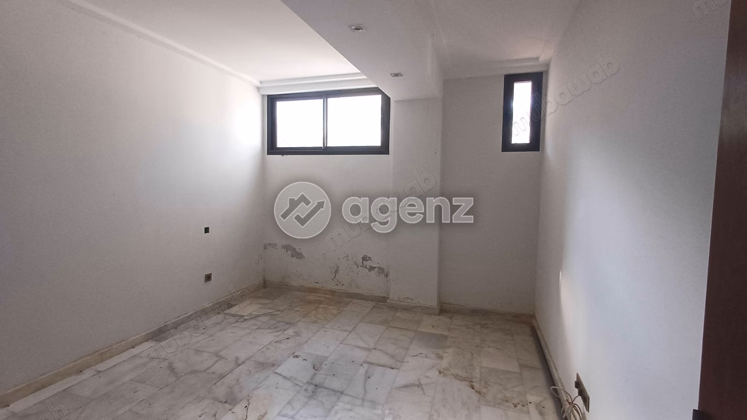 Villa à vendre 500 m², 4 chambres 
Sidi Maarouf 
Casablanca
