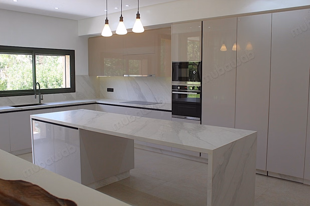 Beautiful semi-furnished villa with 5 bedrooms