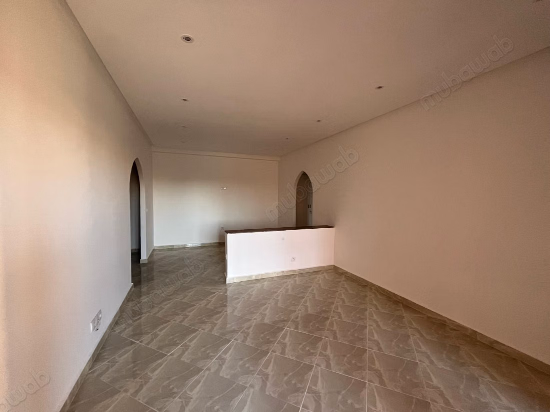Empty Apartment or Office for Rent – Gueliz
